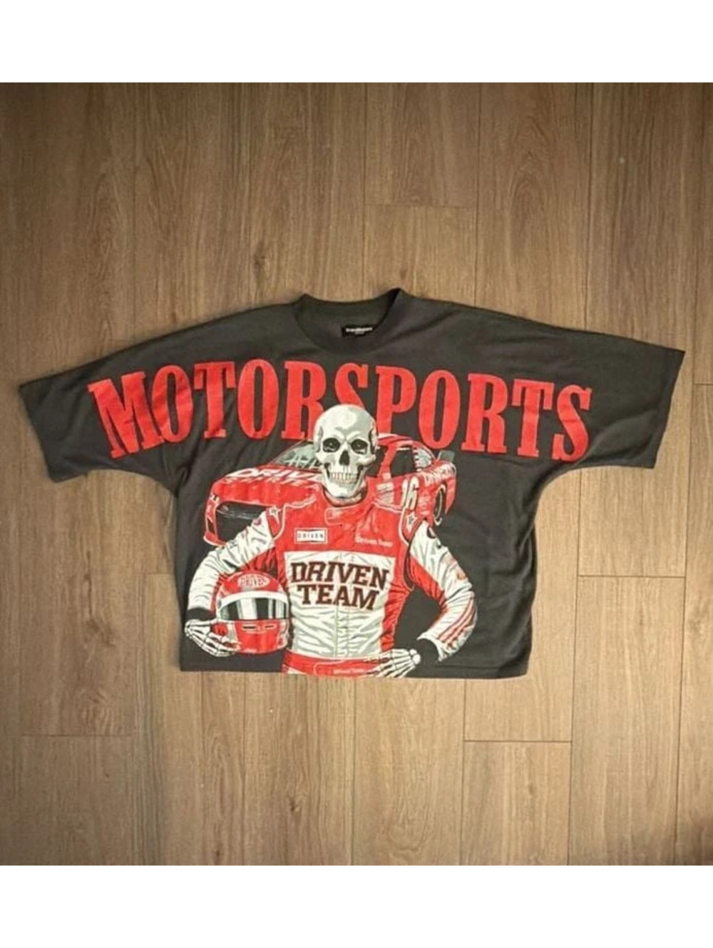 BrandMakers Group Driven Team Motorsports Skull Graphic T-Shirt